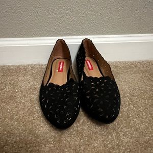 Women’s flats. New. Size 7.5 Women’s.